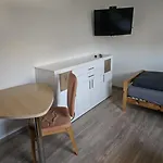 Neu! Og Rechts Daire Elsteraue